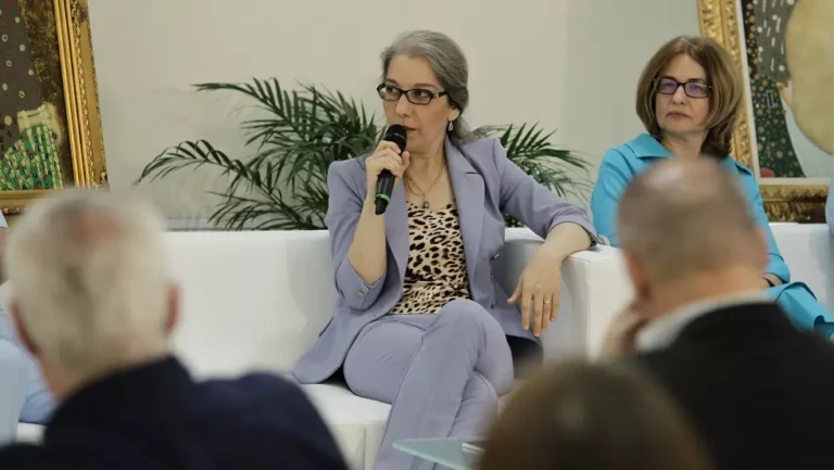 Prof. Dr. Elvira Brătilă